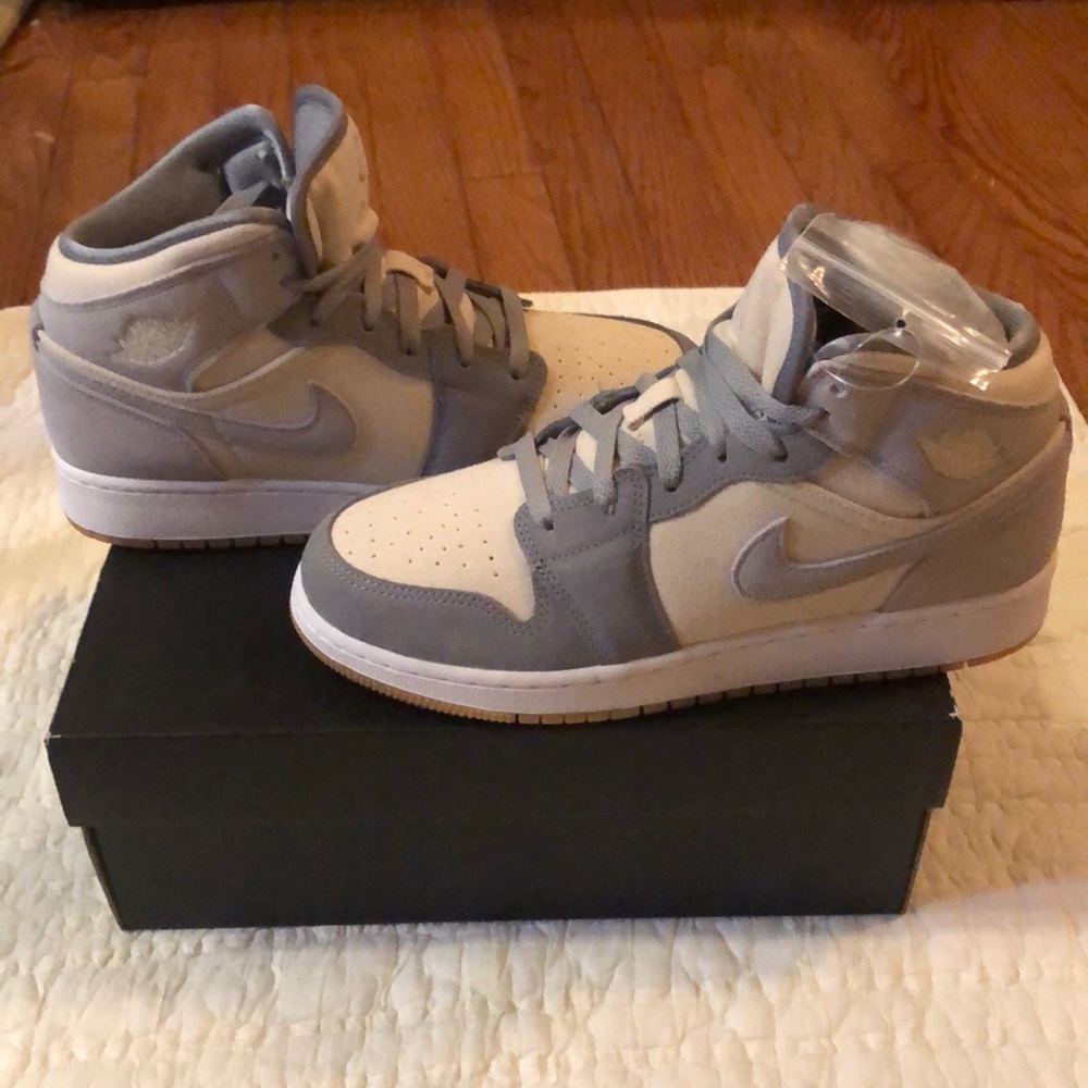 **New in Box** Air Jordan 1 Mid Coconut Milk